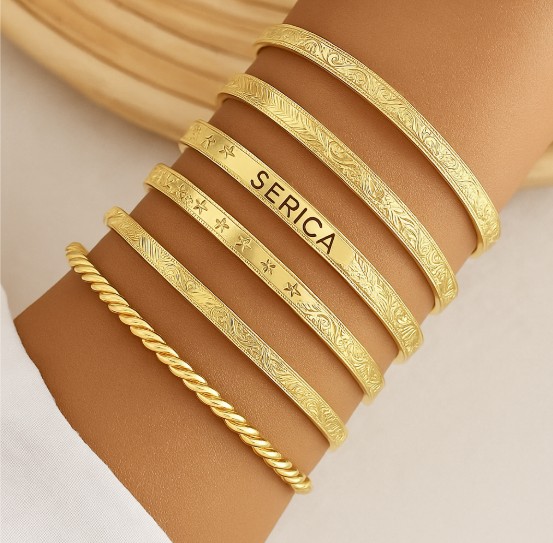 Pulseras minimalista en baño de oro 18kt